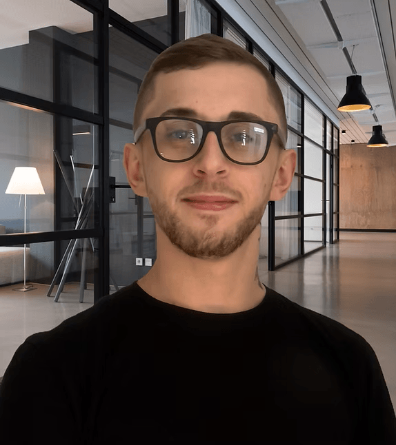 Christian Plewis, Social Media Manager